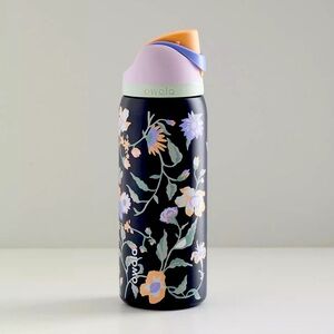 Owala UO Exclusive bottle